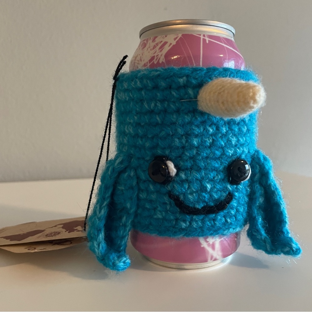 Andes Gifts Blue Narwhal Whale Cup or Can Cozie